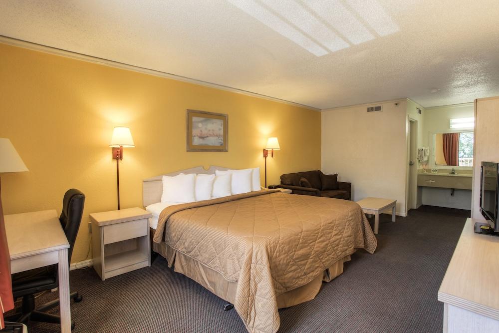 Quality Inn & Suites St Augustine Beach Area شاطئ سانت اوجوستين المظهر الخارجي الصورة