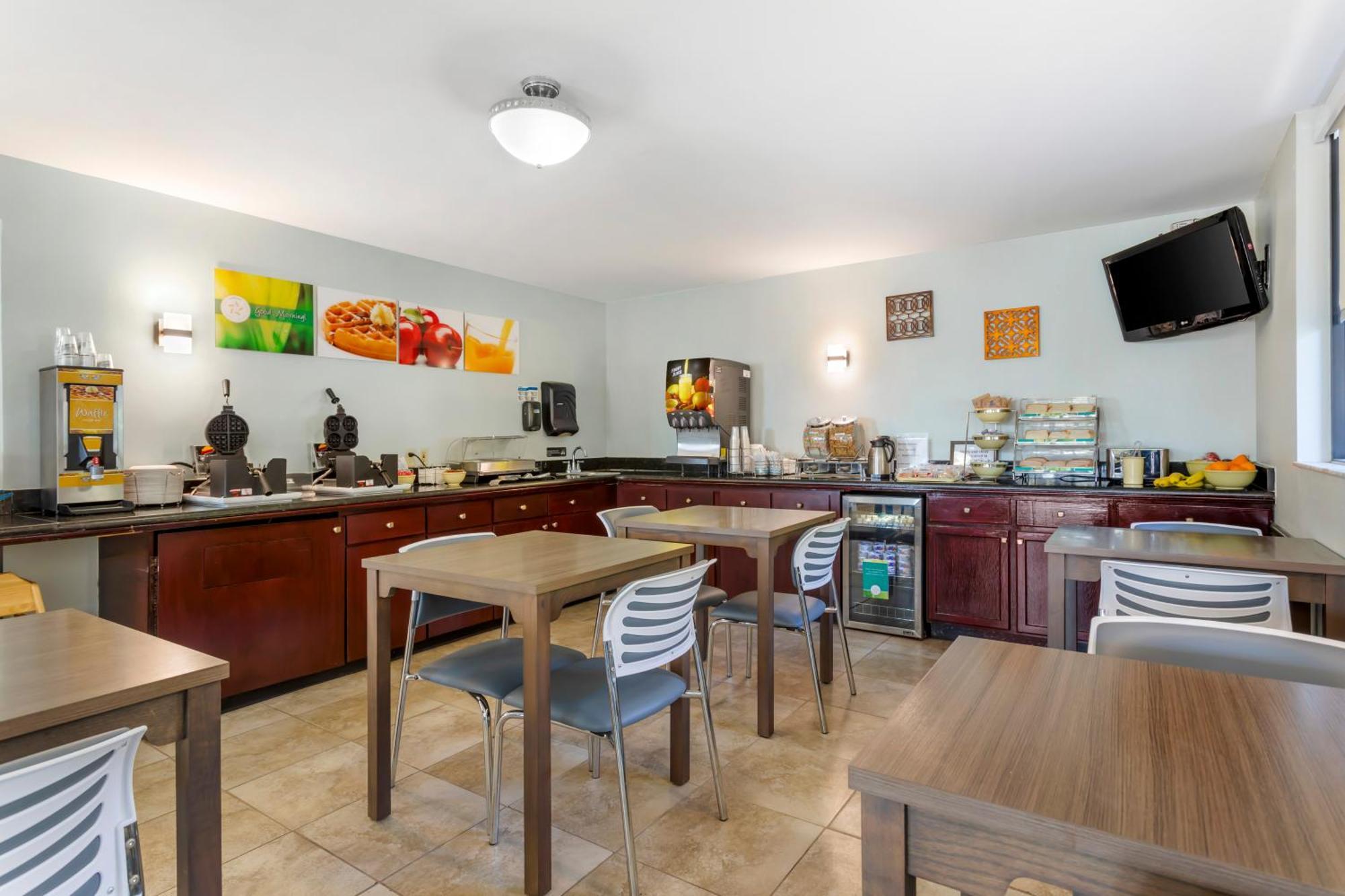 Quality Inn & Suites St Augustine Beach Area شاطئ سانت اوجوستين المظهر الخارجي الصورة