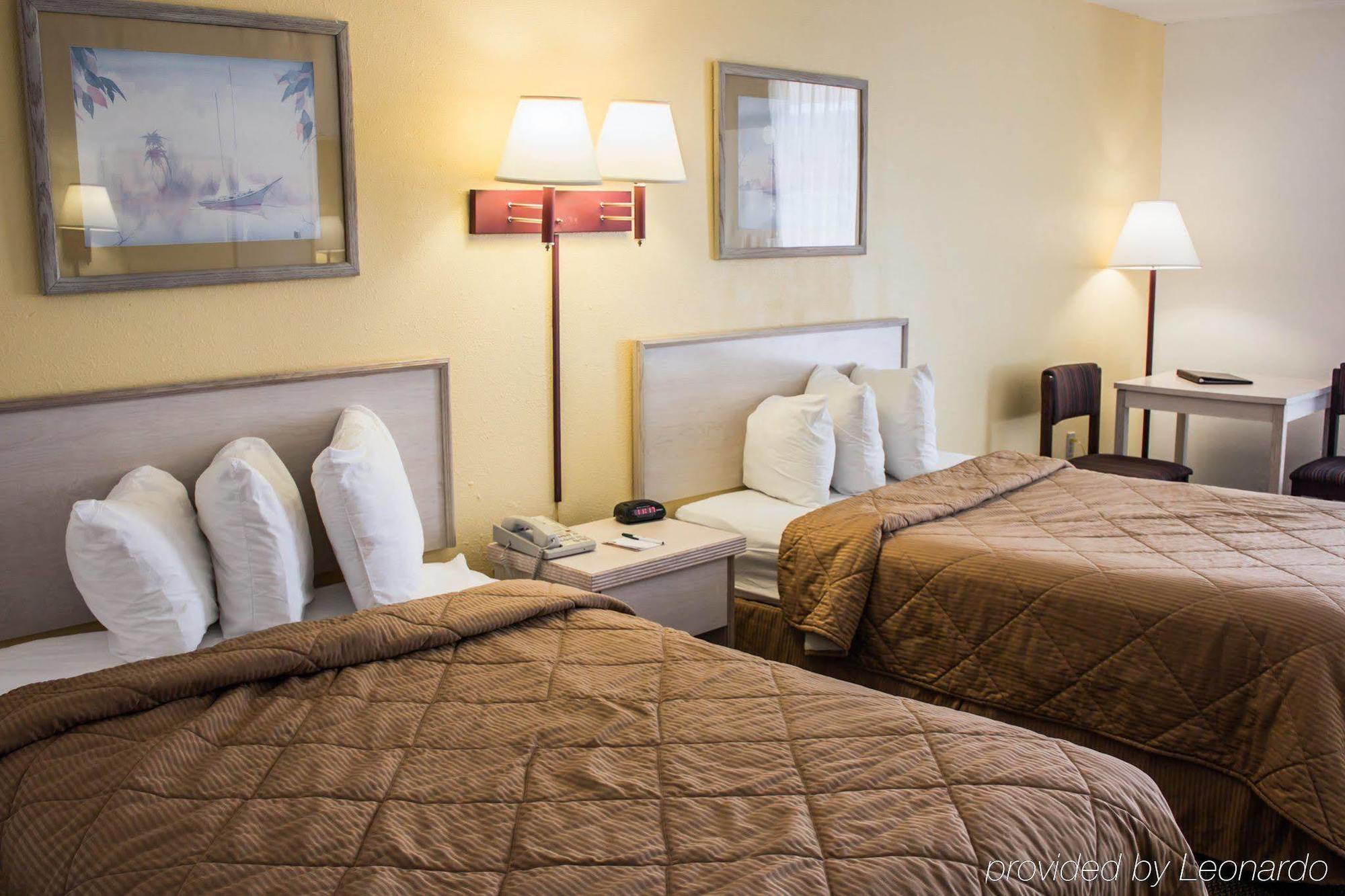 Quality Inn & Suites St Augustine Beach Area شاطئ سانت اوجوستين المظهر الخارجي الصورة